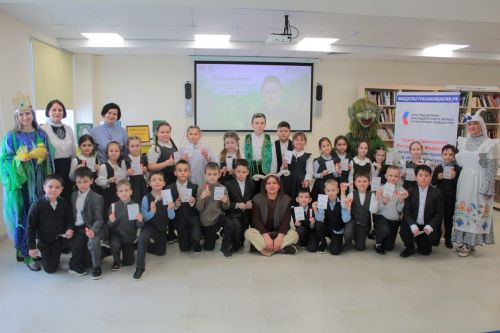 Китапханәдә беренче сыйныф укучылары кунакта булды