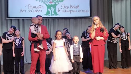 Районда гаилә тарихын саклау традициясе: „Без тарихта эзлеез“ бәйгесендә өч гаилә катнашты