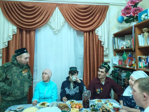 Кыска вакытлы яллары бергә туры килгән