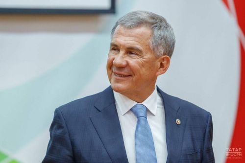 Поздравление Раиса Республики Татарстан Р.Н. Минниханова с праздником Ураза-байрам