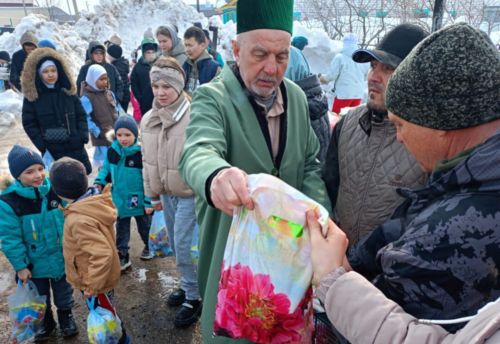 Айванда Ураза гаете бәйрәме узды
