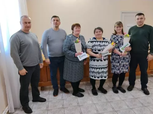 Алдынгы терлекчеләр бүләкләнде