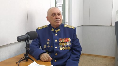 О первом в мире полете человека в космическое пространство