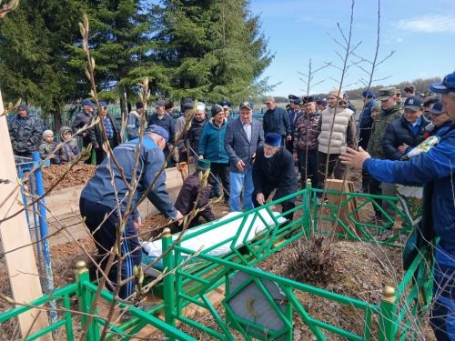 104 яшьлек Бөек Ватан сугышы ветераны Габдрахман Сафинны соңгы юлга озаттылар