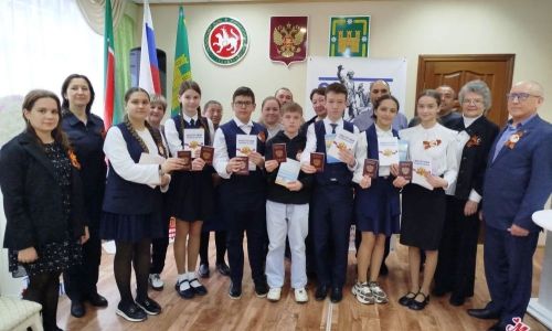 Яшь гражданнарга паспортлар тапшырылды