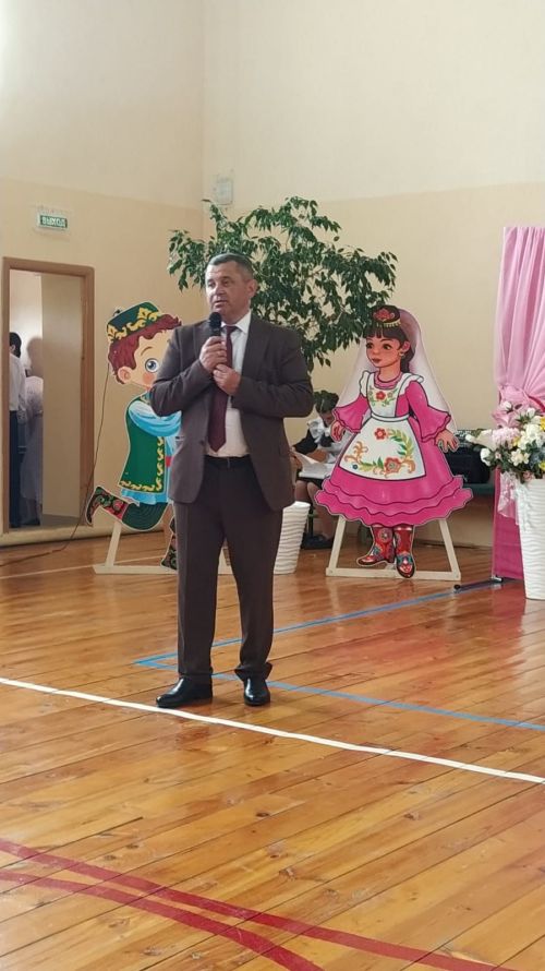 Курса Почмак мәктәбенә 90 ел