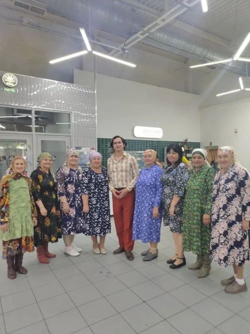 Ташкичүдән «Өммегөлсем» ансамбленә йөрүчеләр кинофильмда төштеләр