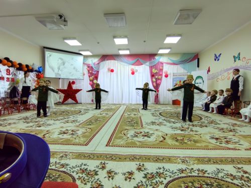 Арчаның тугызынчы балалар бакчасында Бөек Җиңү көненә багышланган бәйрәм узды