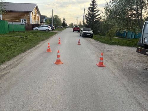 Арчада алты яшьлек баланы машина бәрдерә