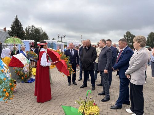 Арчада мәктәп ярминкәсе һәм чәчәкләр фестивале узды