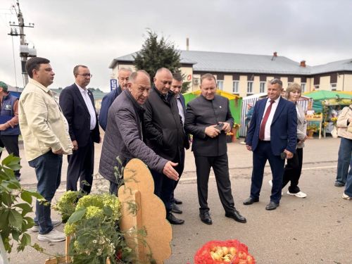 Арчада мәктәп ярминкәсе һәм чәчәкләр фестивале узды