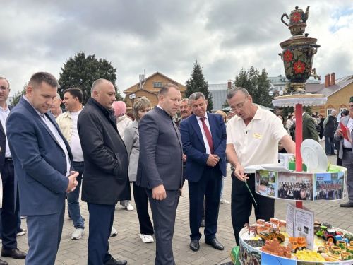 Арчада мәктәп ярминкәсе һәм чәчәкләр фестивале узды