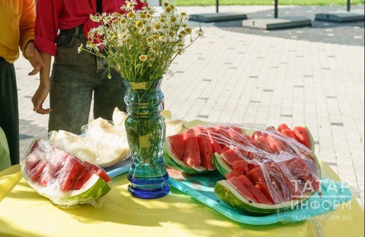 Карбызны август аенда гына ашарга кирәк