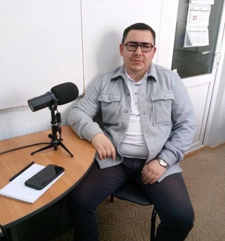 Илфат Хафизов: «Бабам яшьлек чорында очучы булырга хыялланган...»