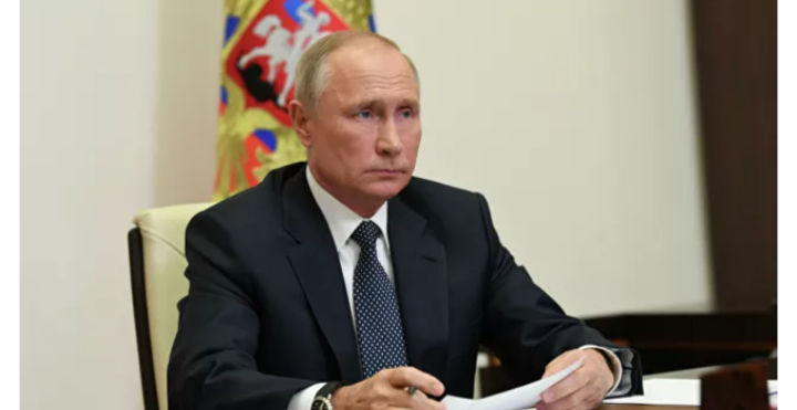 Путин поручил проработать вопрос индексации пенсий работающих пенсионеров