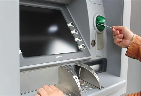 В России появился новый вид мошенничества с банкоматами