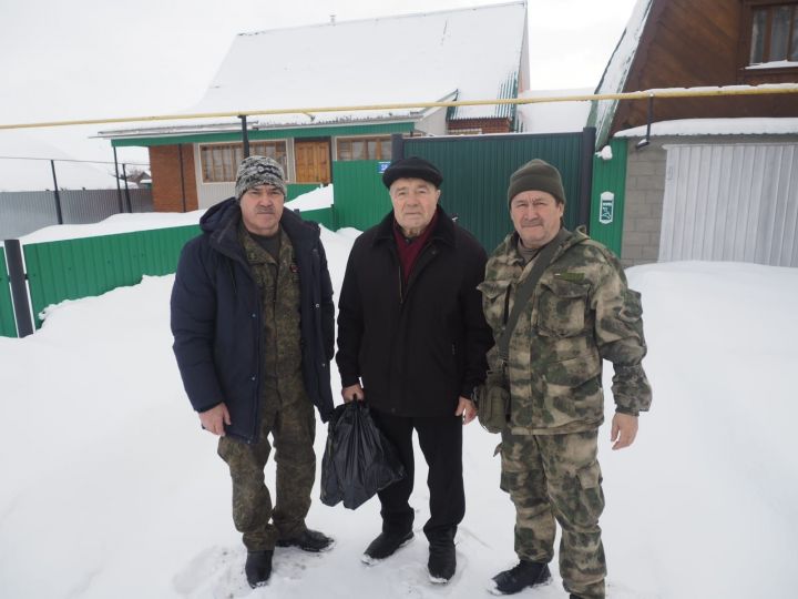 Әфганчылар сугышчан хезмәттәшләрен онытмыйлар