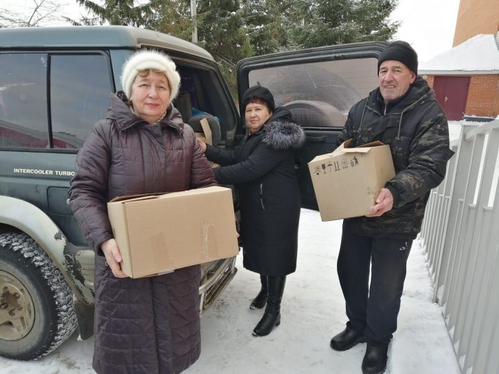 Район ветераннар советы гуманитар ярдәм җыюга үз өлешен кертте