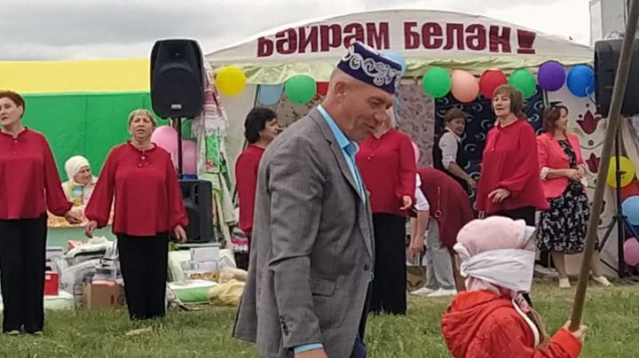Авыл сабантуйлары гөрләп узды (ВИДЕО)