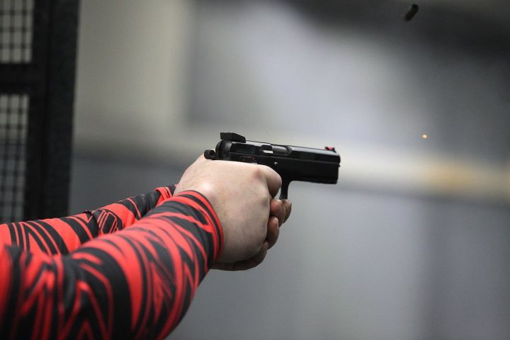 Полиция Казанда сәүдә үзәге янындагы атыштан соң тикшерү үткәрә