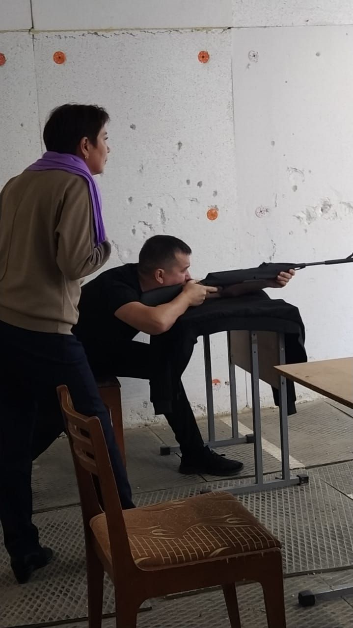 Профсоюз әгьзалары очрашып тора