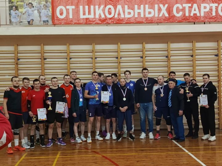Яңа Кенәрдә район башлыгы призына волейбол ярышы үткәрелде