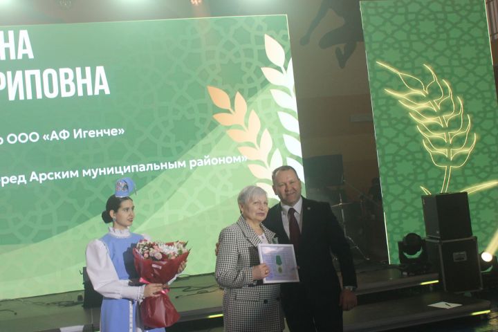 «Арча батырларын данлый» чарасында алдынгылар бүләкләнде