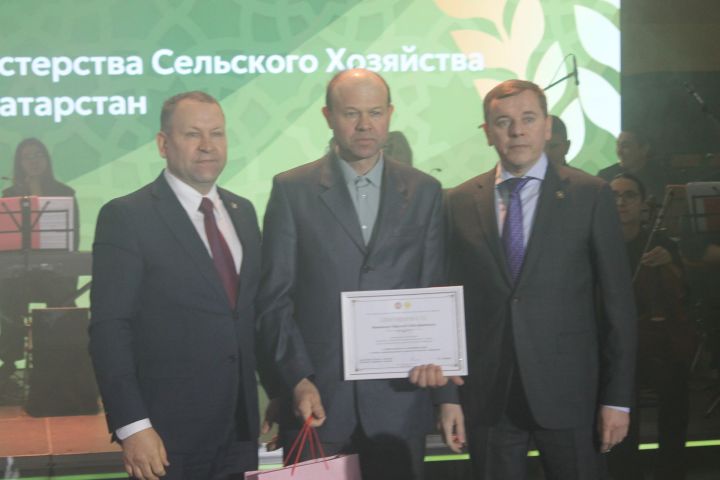 «Арча батырларын данлый» чарасында алдынгылар бүләкләнде