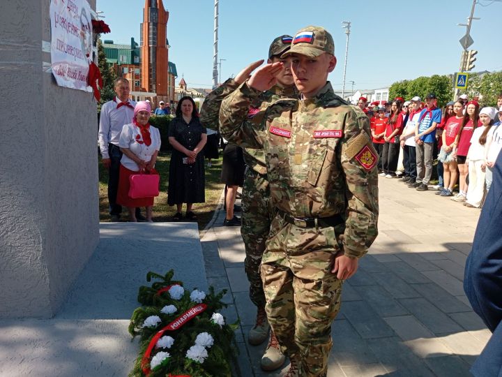 Пионерия көнен билгеләп үттеләр
