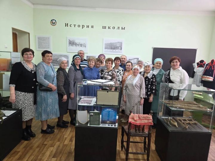 Эх, сыйныфташлар... бик тә якын сез!