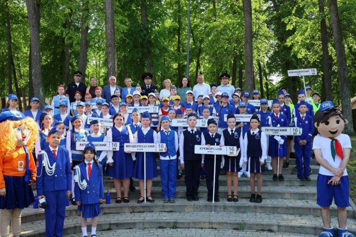 Арчаның яшь юл хәрәкәте инспекторлары командасы сынатмады