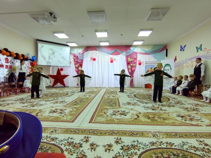 Арчаның тугызынчы балалар бакчасында Бөек Җиңү көненә багышланган бәйрәм узды
