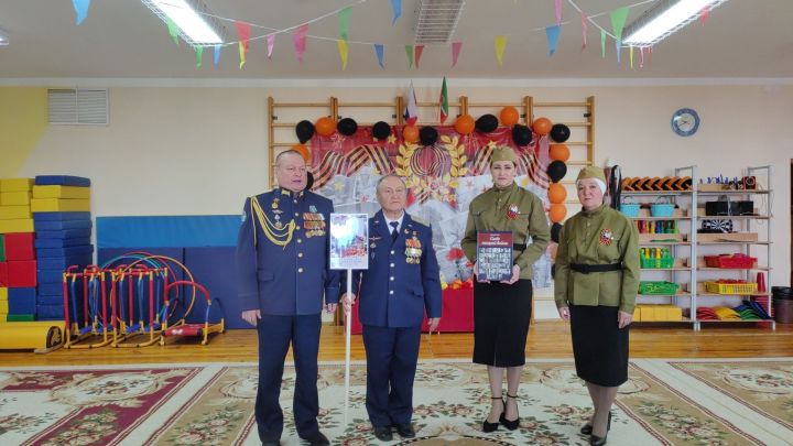 Арчаның тугызынчы балалар бакчасында Бөек Җиңү көненә багышланган бәйрәм узды