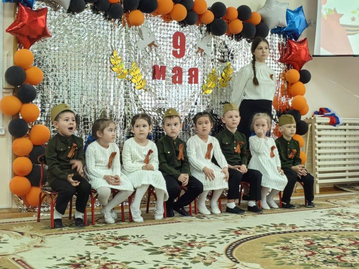 Арчаның тугызынчы балалар бакчасында Бөек Җиңү көненә багышланган бәйрәм узды