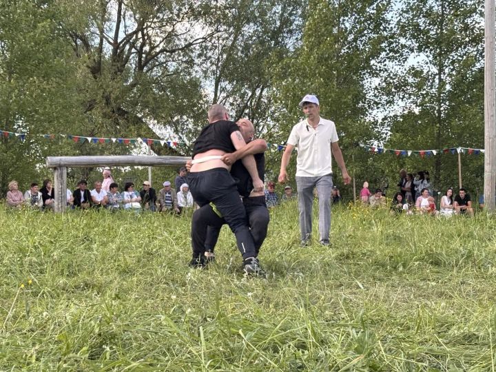 Яңа Кенәр Сабан туенда Арча егете батыр калды