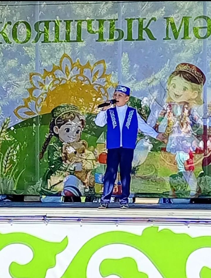 Күрешәләр, кочаклашалар, шатланышалар...