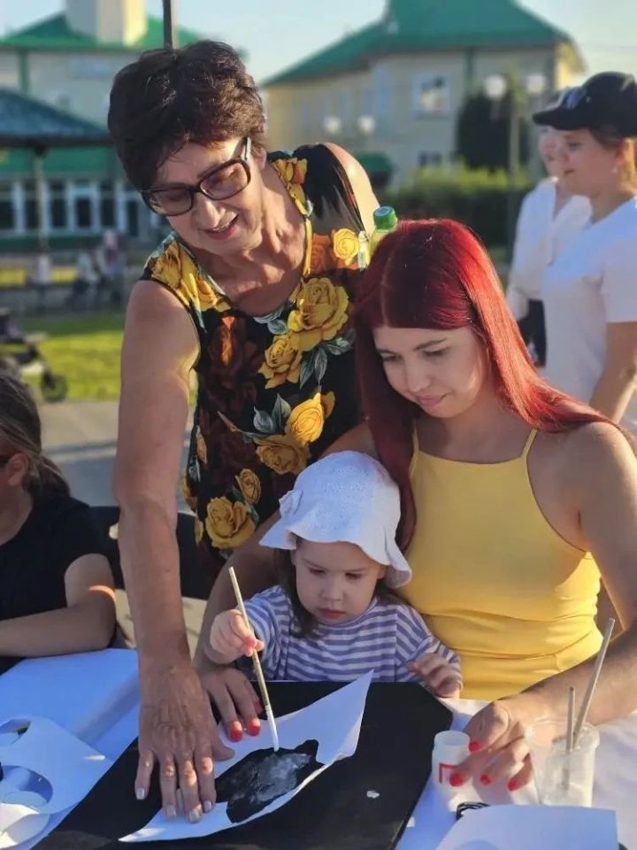 Гаилә, мәхәббәт һәм тугрылык көненә багышланган осталык дәресе узды