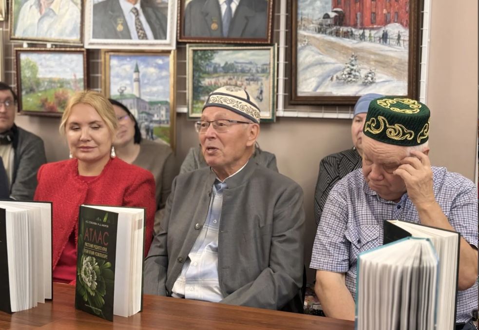 Фәйзелхак Ислаев авторга соклануын белдерде