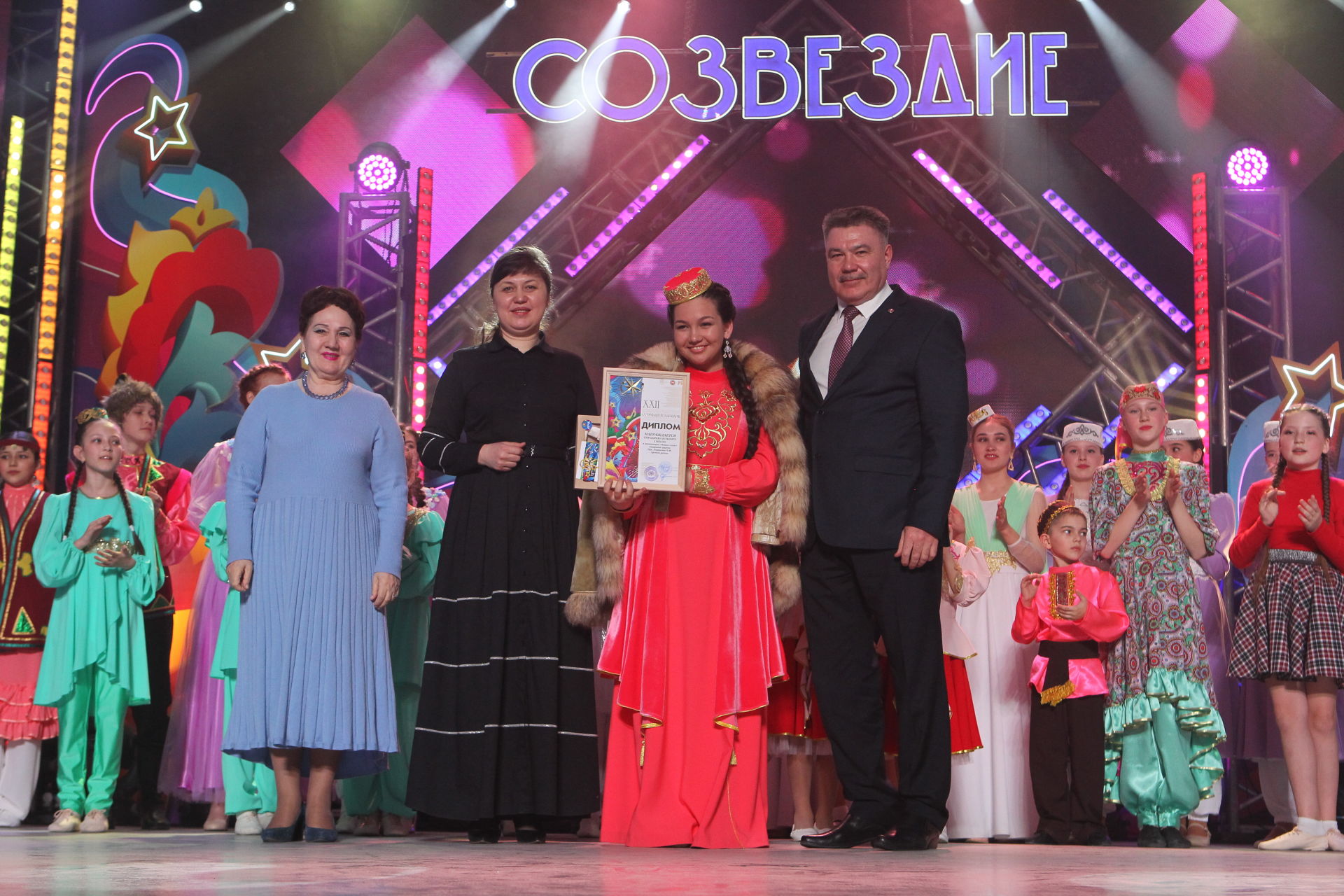 “Созвездие-Йолдызлык 2022” фестиваленең Арчадагы зона турына гала-концертта нәтиҗә ясалды