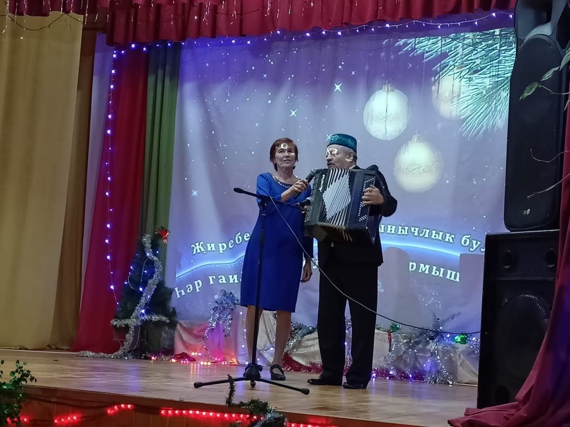 Дуслар белән бергә булганда, яшәве күңеллерәк, эшләве җиңелрәк