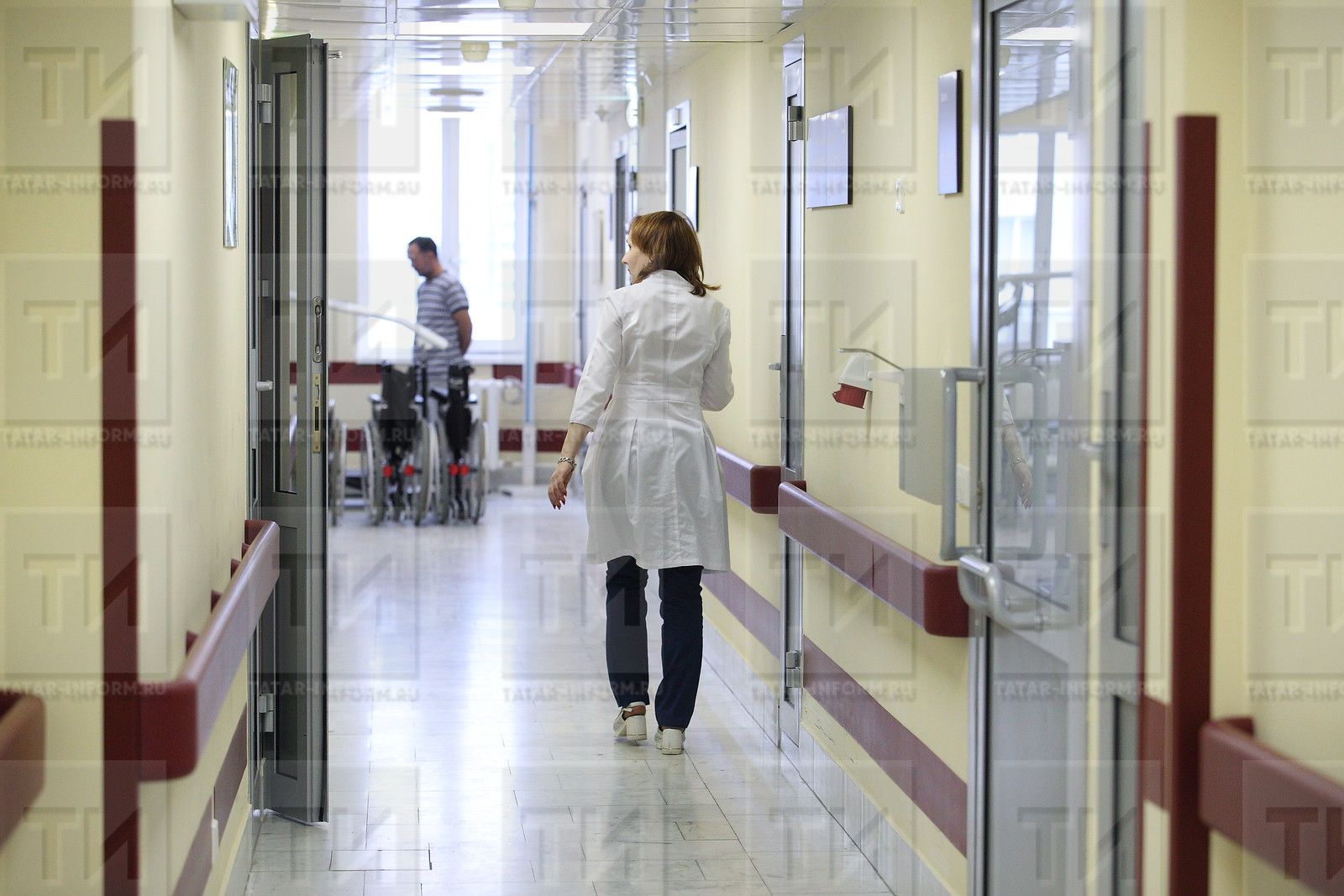 Февральдә Социаль фонд медицина хезмәткәрләренә махсус социаль түләү күчерә башлый
