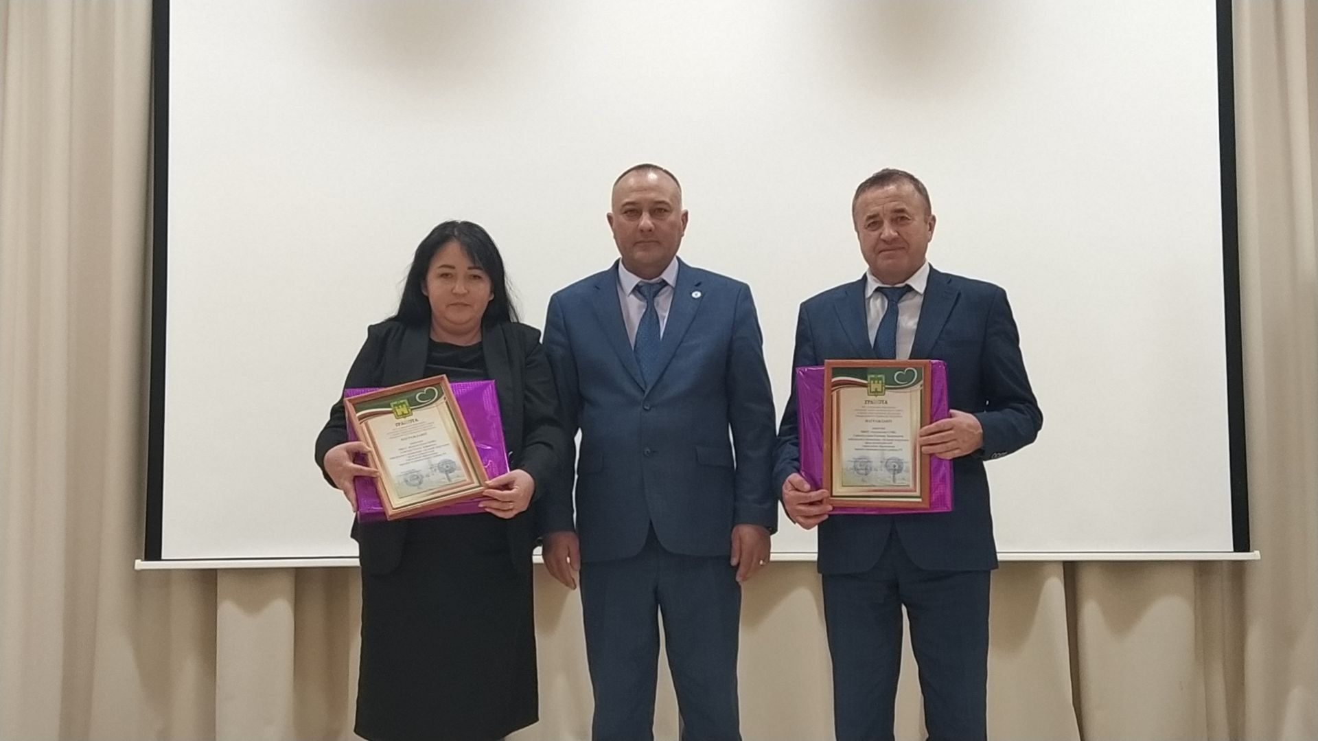 Өч яклы килешүгә кул куйдылар