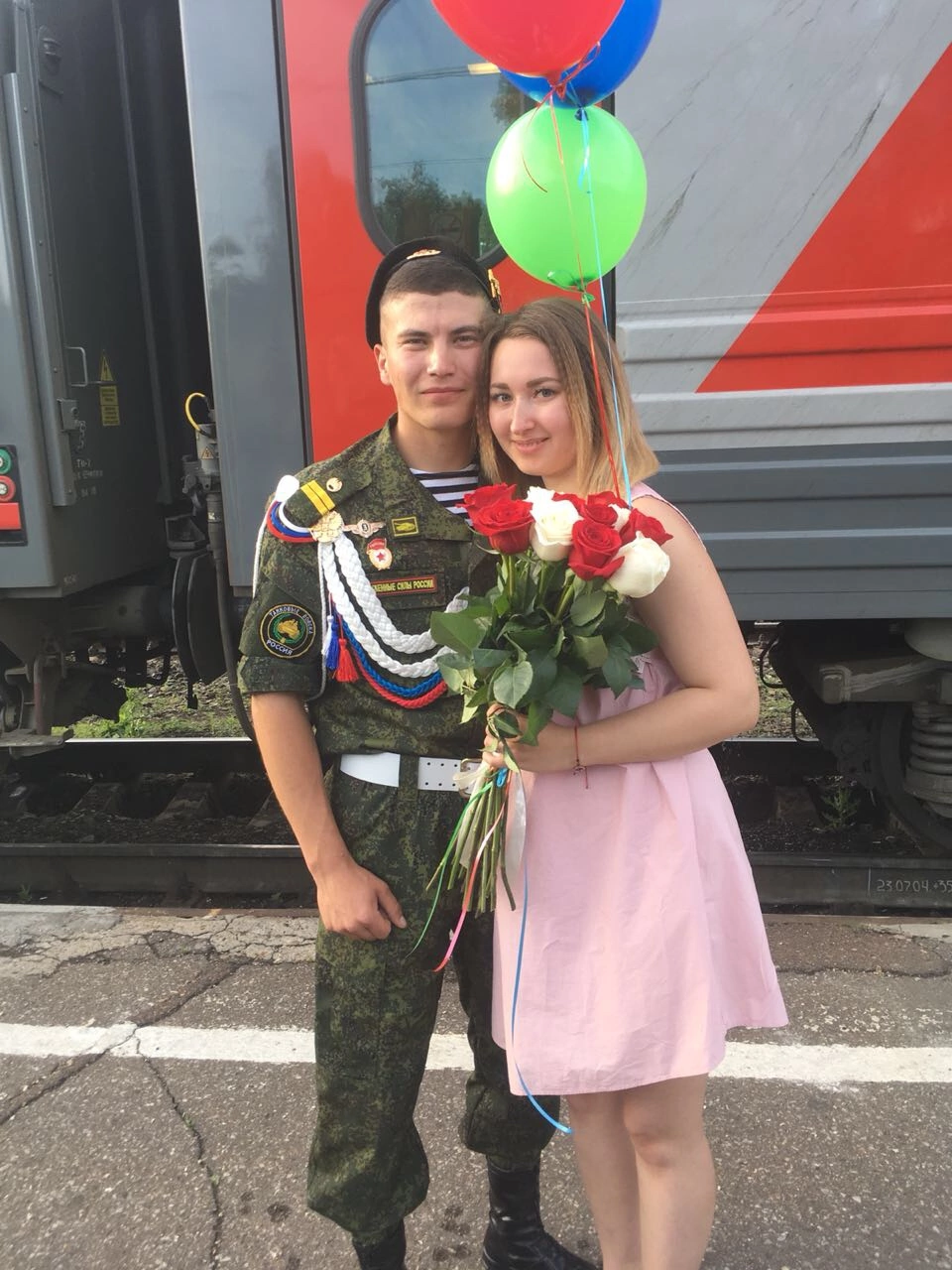 Тәрәзәдән күтәреп алганда, егылып төшеп, аягын сындырды» – тулай торак истәлекләре (»Интертат », Энҗе Габдуллина)
