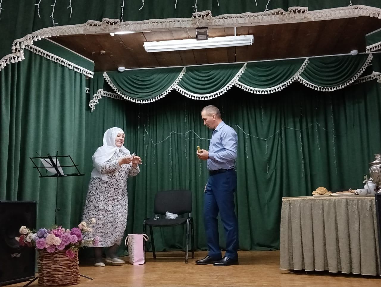 Алтын көзнең кадерле бәйрәме - Өлкәннәр көне!
