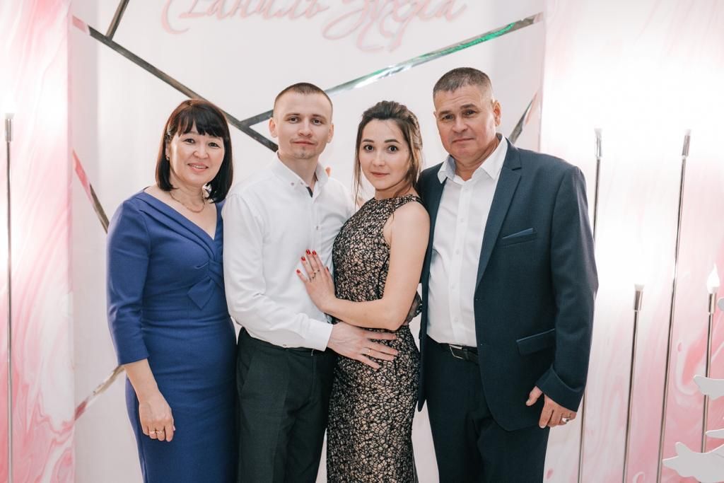 Кәче мәктәбе укытучысы Эльмира Мөхәммәтшина үзен бик бәхетле саный