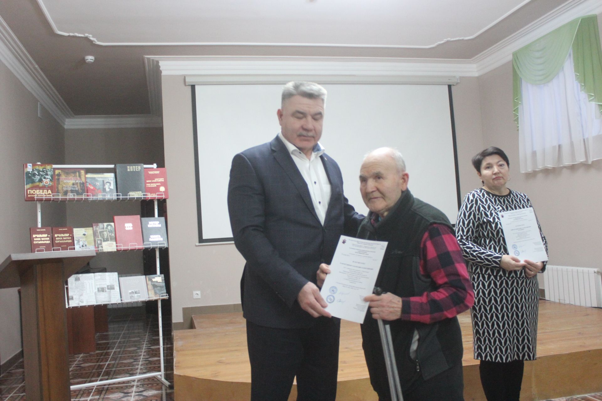 Геройлар көненә багышлап