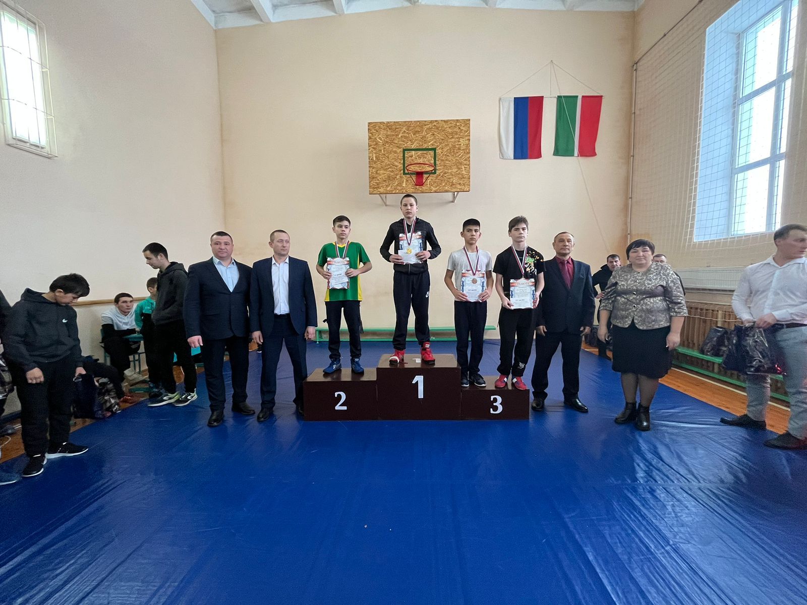 Наласада көрәштеләр