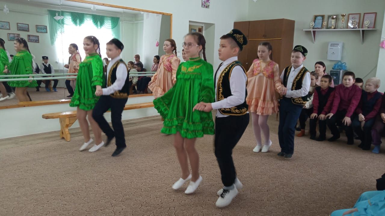 «Татар мәдәнияте - саекмас чишмә»