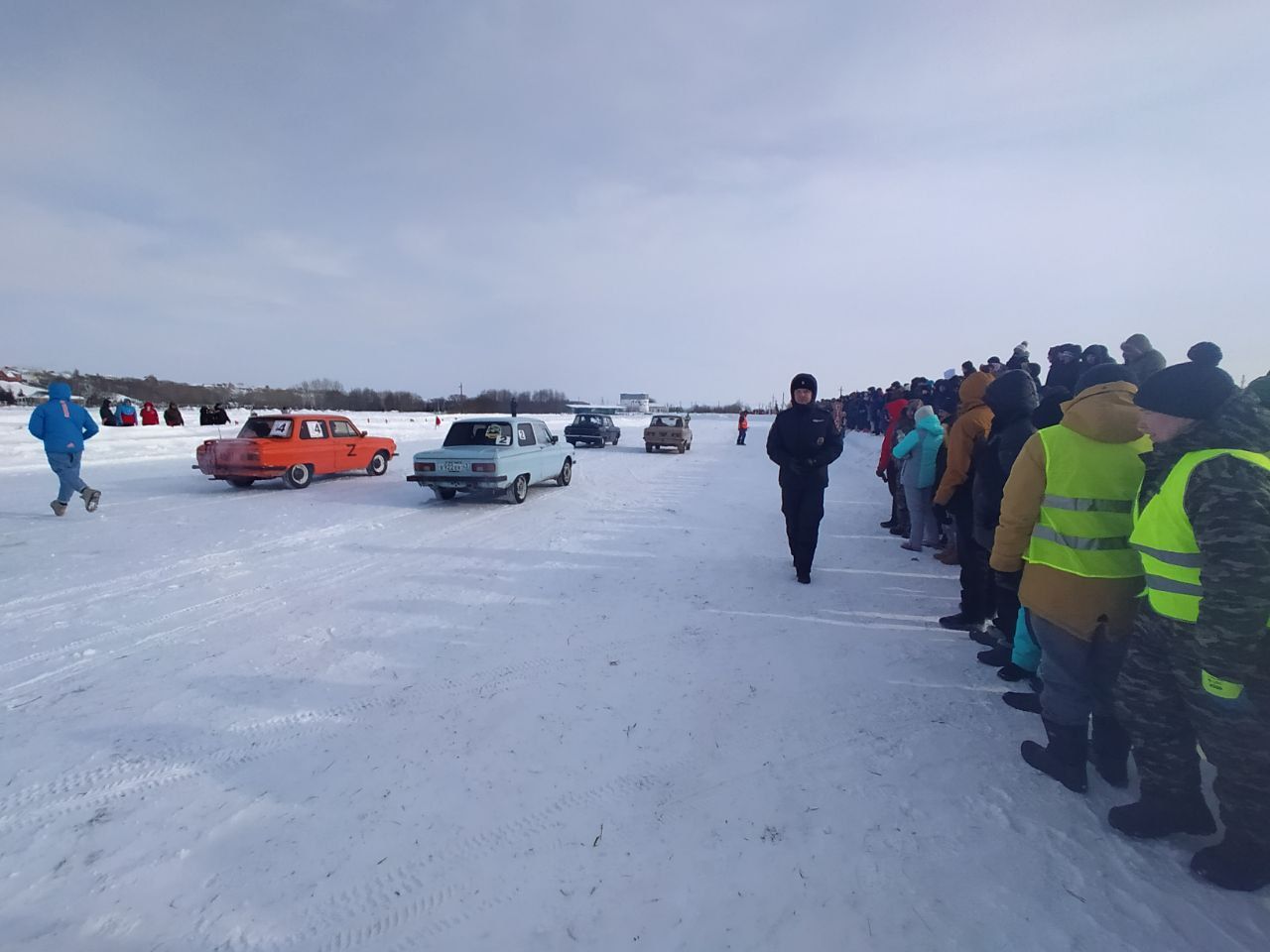 Ярышларда батырлык хатирәсе: махсус хәрби операциядә һәлак булган якташыбыз Алмаз Әһлиев истәлегенә зур чара узды.