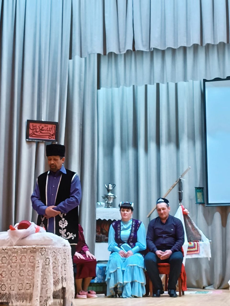 Гореф-гадәтләр һәм милли мәдәният елы уңаеннан Яңа Кенәр авылында “Мөнәҗәтләр кичәсе” узды.
